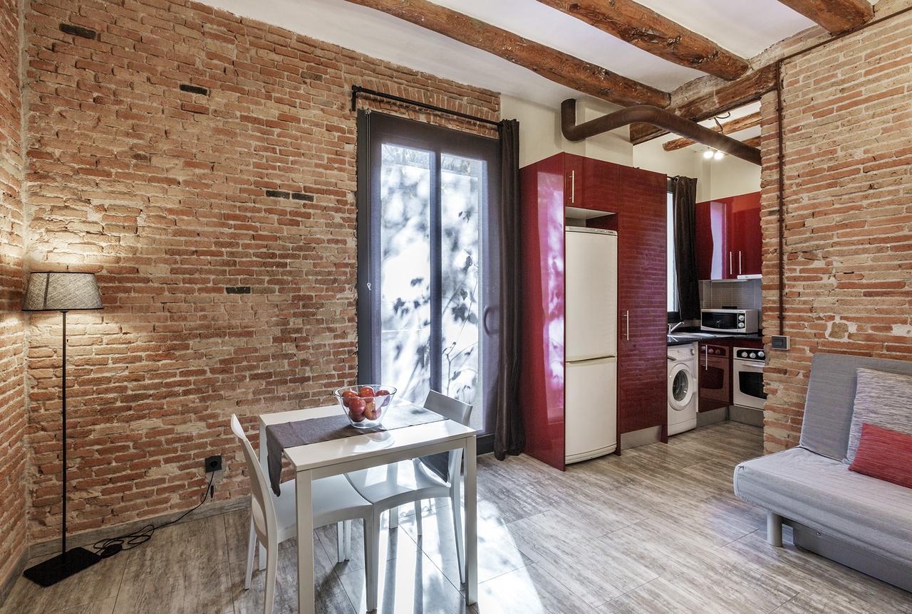Weflating Sants Apartment